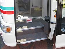 筑後観光バス 小型(正19+補4)サロン